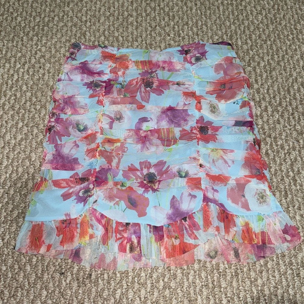 Victoria Secret mini skirt with ruffle and ruching. Size small